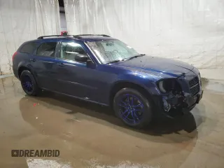 2005 Dodge Magnum SXT z VIN 2D4GZ48V95H537435, wystawiony jako Copart lot #74198134 z przebiegiem 84 164 mil mil oraz Szkoda całkowita • Salvage title. Historia ofert i sprzedaży dostępna na DreamBid. Obrazek 4.