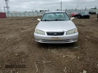 2000 Toyota Camry CE z VIN 4T1BG22K6YU991932, wystawiony jako Copart lot #55588155 z przebiegiem 188 363 mil mil oraz Szkoda całkowita • Salvage title. Historia ofert i sprzedaży dostępna na DreamBid. Obrazek 13.