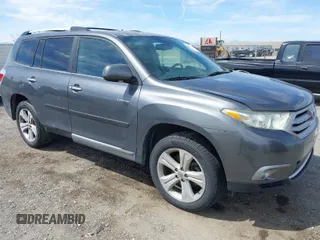 2012 Toyota Highlander Limited with VIN 5TDDK3EH8CS129178, listed as a IAAI auction lot 42025104 with 171,520 mi miles. Bid and sale history available at carsss.com. Image 1.