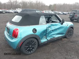 2019 MINI Convertible Cooper with VIN WMWWG5C52K3H08648, listed as a IAAI auction lot 41686314 with 40,728 mi miles and . Bid and sale history available at DreamBid. Image 6.