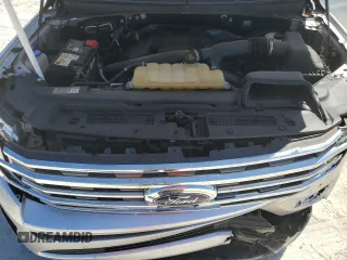 2018 Ford Expedition XLT z VIN 1FMJU1HT7JEA27371, wystawiony jako Copart lot #49544585 z przebiegiem 81 151 mil mil oraz Szkoda całkowita • Salvage title. Historia ofert i sprzedaży dostępna na DreamBid. Obrazek 14.