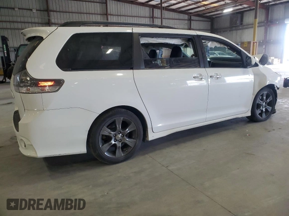 2015 Toyota Sienna SE with VIN 5TDXK3DC8FS662302, listed as a Copart auction lot 57995425 with 181,379 mi miles and Salvage title. Bid and sale history available at DreamBid. Image 3.