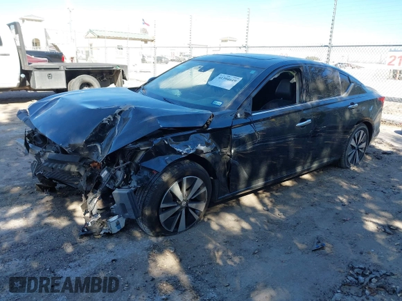 2019 Nissan Altima 2.5 SL with VIN 1N4BL4EV8KC255630, listed as a IAAI auction lot 41394649 with 111,728 mi miles. Bid and sale history available at carsss.com. Image 17.