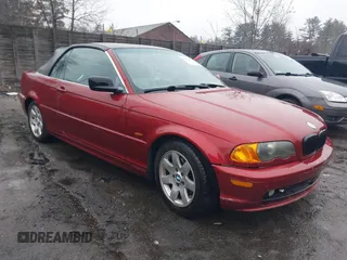 2001 BMW 3 Series 325Ci with VIN WBABS33491JY57204, listed as a IAAI auction lot 41854563 with 146,985 mi miles. Bid and sale history available at carsss.com. Image 1.