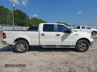 2007 Ford F-150 XLT z VIN 1FTPW14V97FA04872, wystawiony jako IAAI lot #42699936 z przebiegiem 143 060 mil mil oraz . Historia ofert i sprzedaży dostępna na DreamBid. Obrazek 13.
