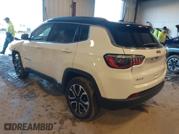 2024 Jeep Compass Limited with VIN 3C4NJDCN2RT593278, listed as a IAAI auction lot 41196538 with 6,304 mi miles and . Bid and sale history available at carsss.com. Image 3.