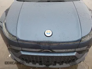 2023 Fisker Ocean Ultra z VIN VCF1UBU25PG006698, wystawiony jako Copart lot #43042795 z przebiegiem Nie podano mil oraz Czysty tytuł • Clean title. Historia ofert i sprzedaży dostępna na DreamBid. Obrazek 12.