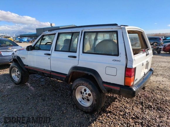 1995 Jeep Cherokee Sport with VIN 1J4FJ68S0SL502065, listed as a Copart auction lot 46431765 with 138,582 mi miles and Salvage Title. Bid and sale history available at carsss.com. Image 2.