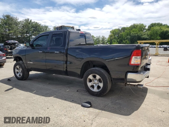 2020 Ram 1500 Big Horn z VIN 1C6SRFBT5LN162892, wystawiony jako Copart lot #57483275 z przebiegiem 49 102 mil mil oraz Szkoda całkowita • Salvage title. Historia ofert i sprzedaży dostępna na DreamBid. Obrazek 2.