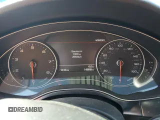 2014 Audi A7 Prestige z VIN WAU2GAFC4EN051245, wystawiony jako Copart lot #55777015 z przebiegiem 149 609 mil mil oraz Tytuł czysty. Historia ofert i sprzedaży dostępna na DreamBid. Obrazek 9.