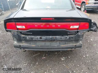 2014 Dodge Charger SE with VIN 2C3CDXBG5EH267629, listed as a IAAI auction lot 41968076 with 171,195 mi miles. Bid and sale history available at carsss.com. Image 6.
