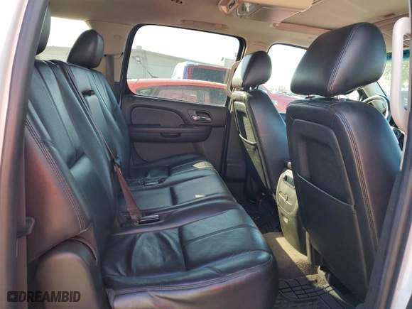 2014 Chevrolet Suburban LT with VIN 1GNSKJE78ER229728, listed as a Copart auction lot 42096895 with 193,481 mi miles and Salvage Title. Bid and sale history available at carsss.com. Image 11.