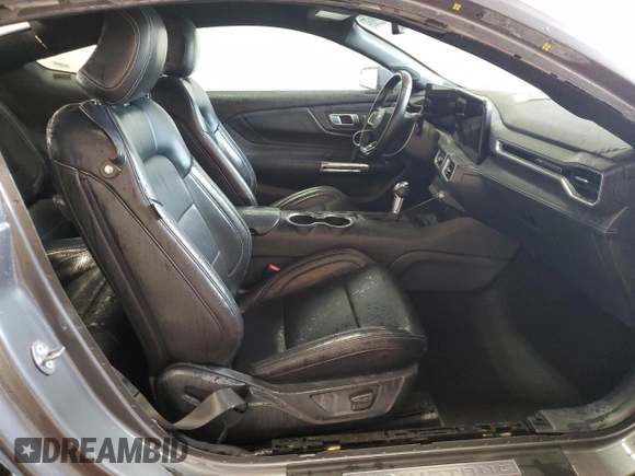 2024 Ford Mustang EcoBoost with VIN 1FA6P8THXR5121243, listed as a Copart auction lot 60840035 with 31,600 mi miles and Clean title. Bid and sale history available at DreamBid. Image 10.
