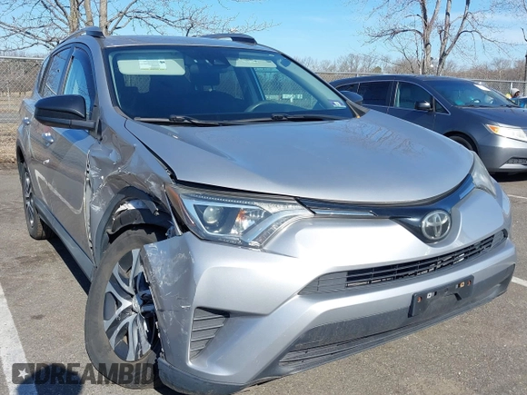 2017 Toyota RAV4 LE with VIN 2T3BFREV0HW562035, listed as a IAAI auction lot 41755916 with 77,562 mi miles. Bid and sale history available at carsss.com. Image 1.