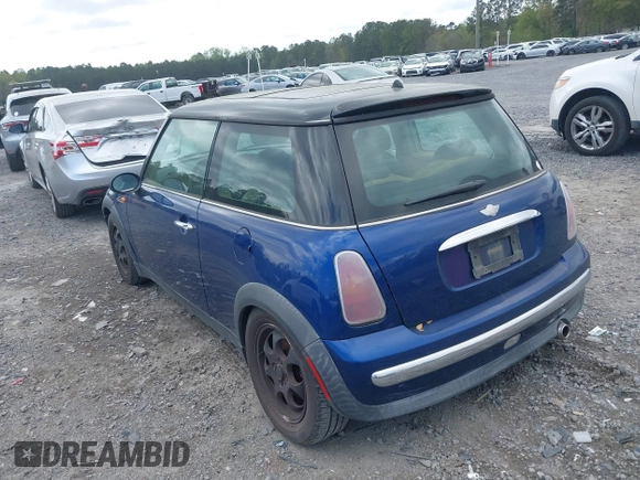 2004 MINI Hardtop z VIN WMWRC33494TJ55646, wystawiony jako IAAI lot #41944170 z przebiegiem 114 943 mil mil oraz . Historia ofert i sprzedaży dostępna na DreamBid. Obrazek 3.
