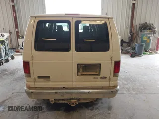 2010 Ford Econoline Passenger XL z VIN 1FBNE3BLXADA34381, wystawiony jako IAAI lot #42360257 z przebiegiem 211 639 mil mil oraz . Historia ofert i sprzedaży dostępna na DreamBid. Obrazek 16.