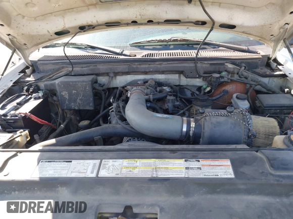1997 Ford F-150 XL with VIN 1FTDX18W6VNB27227, listed as a IAAI auction lot 41858395 with 174,888 mi miles. Bid and sale history available at carsss.com. Image 6.