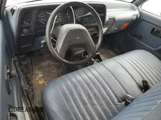1992 Ford Ranger with VIN 1FTCR10U3NUD51545, listed as a Copart auction lot 61895625 with 69,620 mi miles and Clean title. Bid and sale history available at DreamBid. Image 8.