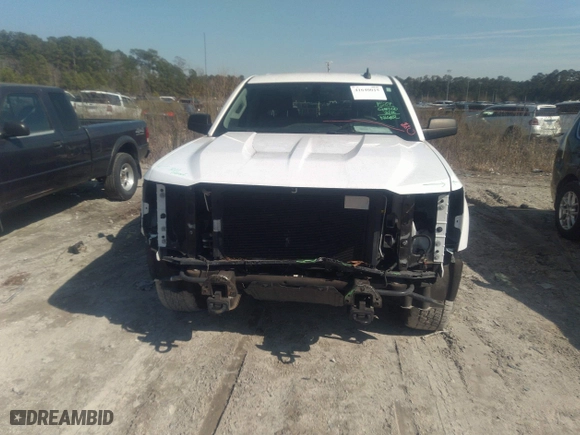2018 Chevrolet Silverado 1500 Custom with VIN 1GCRCPEC2JZ354500, listed as a IAAI auction lot 41640015 with 87,376 mi miles. Bid and sale history available at carsss.com. Image 6.