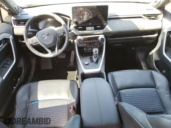 2024 Toyota RAV4 Hybrid XSE with VIN 4T3E6RFV7RU142432, listed as a Copart auction lot 49474995 with 30,147 mi miles and Clean Title. Bid and sale history available at DreamBid. Image 8.