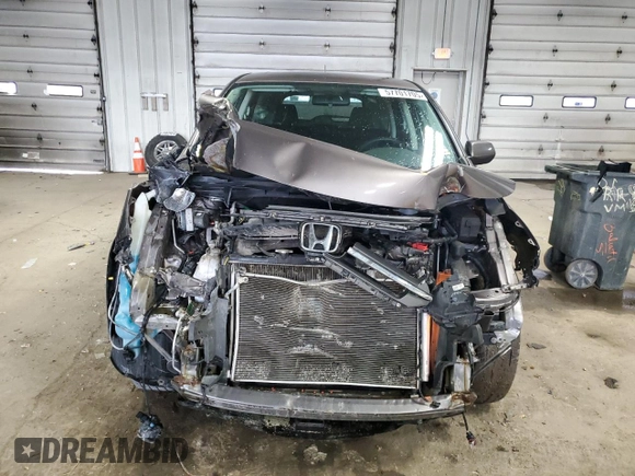 2014 Honda CR-V EX z VIN 5J6RM4H50EL079981, wystawiony jako Copart lot #57701705 z przebiegiem 140 780 mil mil oraz Nie do naprawy • Non repairable. Historia ofert i sprzedaży dostępna na DreamBid. Obrazek 5.