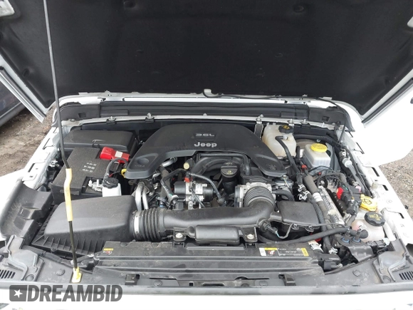 2021 Jeep Wrangler Unlimited Sahara with VIN 1C4HJXEG6MW751752, listed as a IAAI auction lot 41104960 with 47,460 mi miles and . Bid and sale history available at DreamBid. Image 10.