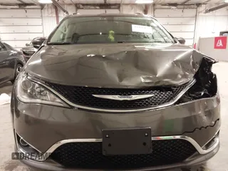 2017 Chrysler Pacifica Touring L with VIN 2C4RC1BG5HR803306, listed as a IAAI auction lot 41968455 with 84,714 mi miles and . Bid and sale history available at DreamBid. Image 6.
