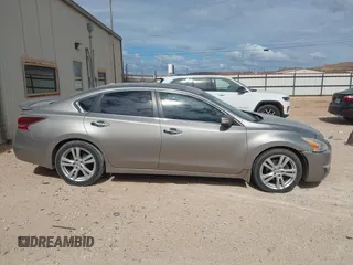 2015 Nissan Altima SL with VIN 1N4BL3AP5FC267516, listed as a IAAI auction lot 41899295 with 97,479 mi miles and . Bid and sale history available at DreamBid. Image 13.
