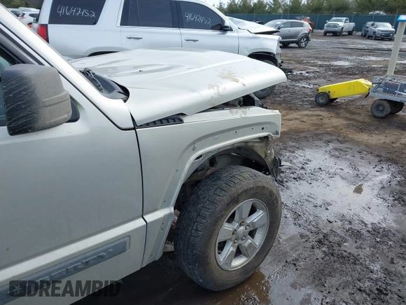 2009 Jeep Liberty Sport with VIN 1J8GN28K59W537290, listed as a IAAI auction lot 41642698 with 135,353 mi miles. Bid and sale history available at carsss.com. Image 6.