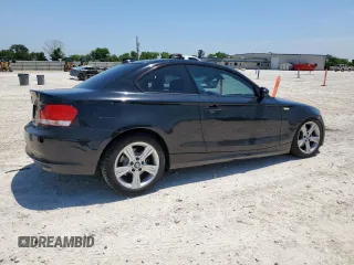 2008 BMW 1 Series 128i с VIN WBAUP735X8VF06608, выставлен на аукционе Copart как лот 57215505 с пробегом 134 991 миль миль и Списание • Salvage title. История ставок и продаж доступна на DreamBid. Изображение 3.