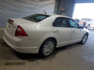 2010 Ford Fusion Hybrid with VIN 3FADP0L31AR298584, listed as a Copart auction lot 50825685 with 166,642 mi miles and Salvage Title. Bid and sale history available at DreamBid. Image 3.