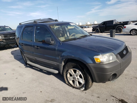 2006 Ford Escape XLT with VIN 1FMYU03156KA57685, listed as a Copart auction lot 77345044 with 0 mi miles and Salvage Title. Bid and sale history available at carsss.com. Image 4.