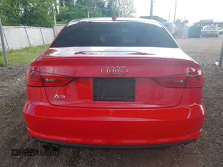 2015 Audi A3 Premium z VIN WAUACGFFXF1044118, wystawiony jako IAAI lot #42210880 z przebiegiem 59 011 mil mil oraz . Historia ofert i sprzedaży dostępna na DreamBid. Obrazek 17.