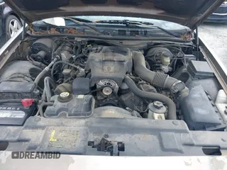 2003 Mercury Grand Marquis LS Premium z VIN 2MEFM75WX3X683205, wystawiony jako IAAI lot #42177139 z przebiegiem 200 521 mil mil oraz . Historia ofert i sprzedaży dostępna na DreamBid. Obrazek 10.