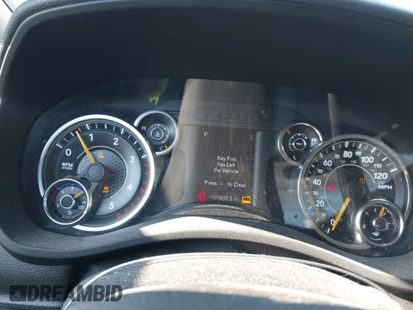 2019 Ram 2500 Big Horn with VIN 3C6UR5JL7KG650270, listed as a IAAI auction lot 41421338 with 107,405 mi miles. Bid and sale history available at carsss.com. Image 7.