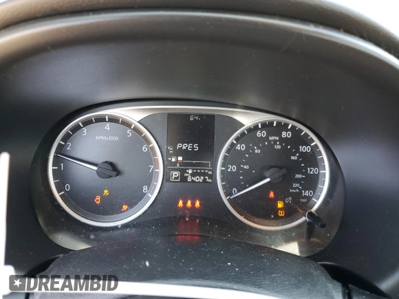 2022 Nissan Kicks S z VIN 3N1CP5BV2NL503251, wystawiony jako Copart lot #55413085 z przebiegiem 64 027 mil mil oraz Szkoda całkowita • Salvage title. Historia ofert i sprzedaży dostępna na DreamBid. Obrazek 9.