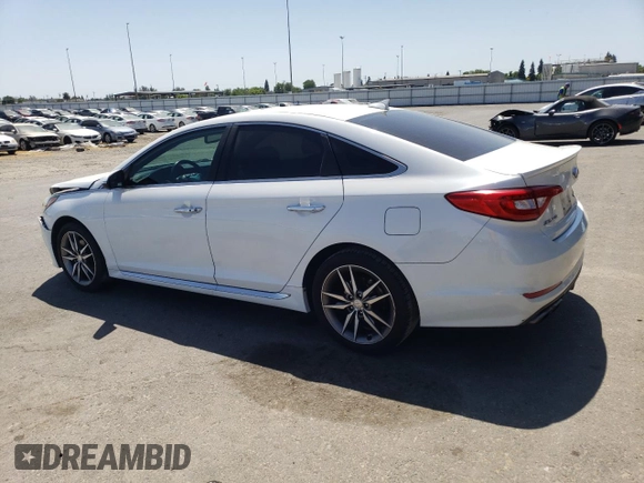 2015 Hyundai Sonata Sport z VIN 5NPE34AB2FH223690, wystawiony jako Copart lot #58958085 z przebiegiem 140 527 mil mil oraz Szkoda całkowita • Salvage title. Historia ofert i sprzedaży dostępna na DreamBid. Obrazek 2.
