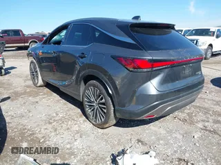 2024 Lexus RX 350h z VIN 2T2BBMCA5RC049966, wystawiony jako IAAI lot #41597363 z przebiegiem 12 936 mil mil oraz . Historia ofert i sprzedaży dostępna na DreamBid. Obrazek 3.