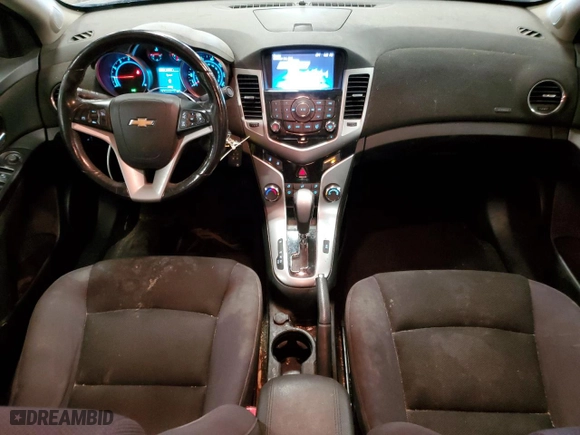 2014 Chevrolet Cruze 1LT with VIN 1G1PC5SB7E7154505, listed as a Copart auction lot 82202314 with 137,658 mi miles and Clean Title. Bid and sale history available at carsss.com. Image 8.