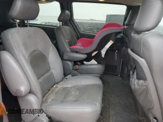 2004 Chrysler Town & Country Limited with VIN 2C8GP64L14R576160, listed as a Copart auction lot 45707375 with 214,422 mi miles and Salvage Title. Bid and sale history available at DreamBid. Image 11.