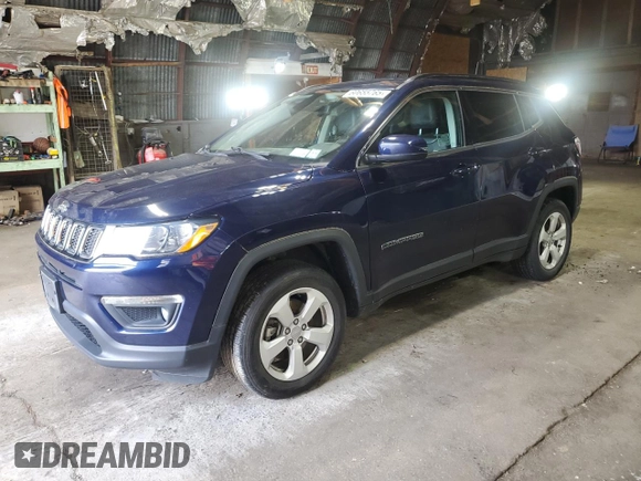 2020 Jeep Compass Latitude z VIN 3C4NJDBB3LT107172, wystawiony jako Copart lot #60655765 z przebiegiem 12 822 mil mil oraz Szkoda całkowita • Salvage title. Historia ofert i sprzedaży dostępna na DreamBid. Obrazek 1.
