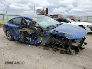 2015 Chrysler 200 S with VIN 1C3CCCBBXFN753586, listed as a Copart auction lot 51766945 with Not provided miles and Salvage title. Bid and sale history available at DreamBid. Image 4.