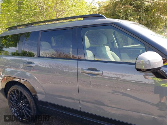 2024 Hyundai Santa Fe Calligraphy with VIN 5NMP5DGL4RH051120, listed as a IAAI auction lot 42026572 with 7,294 mi miles and . Bid and sale history available at DreamBid. Image 13.
