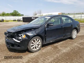 2012 Volkswagen Jetta SE с VIN 3VWDX7AJ6CM305949, выставлен на аукционе Copart как лот 61948465 с пробегом 151 332 миль миль и Списание • Salvage title. История ставок и продаж доступна на DreamBid. Изображение 1.
