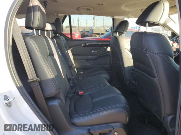 2024 Honda Pilot EX-L 8 Passenger with VIN 5FNYG1H41RB017772, listed as a Copart auction lot 89208495 with 9,227 mi miles and Salvage Title. Bid and sale history available at carsss.com. Image 10.