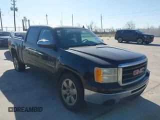 2010 GMC Sierra 1500 SLE z VIN 3GTRCVE07AG182846, wystawiony jako IAAI lot #41699501 z przebiegiem 268 689 mil mil oraz . Historia ofert i sprzedaży dostępna na DreamBid. Obrazek 1.