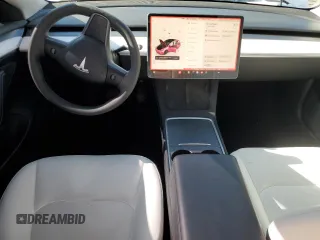 2022 Tesla Model 3 Long Range z VIN 5YJ3E1EB8NF315619, wystawiony jako Copart lot #73309884 z przebiegiem 34 811 mil mil oraz Szkoda całkowita • Salvage title. Historia ofert i sprzedaży dostępna na DreamBid. Obrazek 8.
