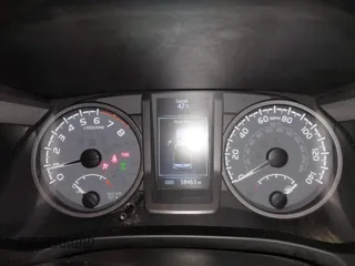 2022 Toyota Tacoma SR z VIN 3TYSZ5AN0NT094346, wystawiony jako IAAI lot #41715982 z przebiegiem 58 463 mil mil oraz . Historia ofert i sprzedaży dostępna na DreamBid. Obrazek 7.
