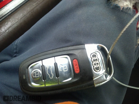 2013 Audi A4 Premium Plus с VIN WAUFFAFL5DN028947, выставлен на аукционе IAAI как лот 41706322 с пробегом 153 903 миль миль и . История ставок и продаж доступна на DreamBid. Изображение 11.