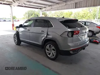 2021 Volkswagen Atlas SEL с VIN 1V2EE2CA9MC216892, выставлен на аукционе IAAI как лот 39943648 с пробегом 54 920 миль миль и . История ставок и продаж доступна на DreamBid. Изображение 3.